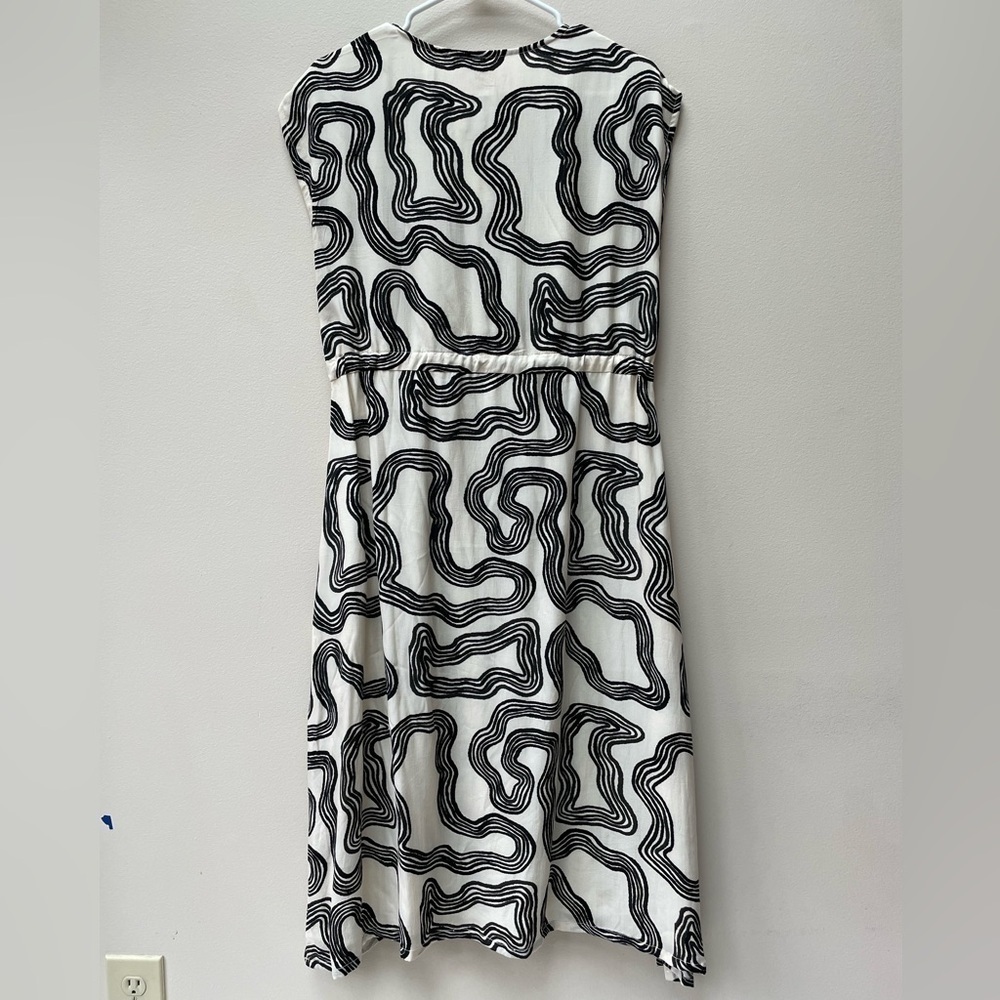 NWT Reistor Deep V-neck Gathered Dress in Geometric Black Stripes Bemberg Size S - Picture 3 of 14